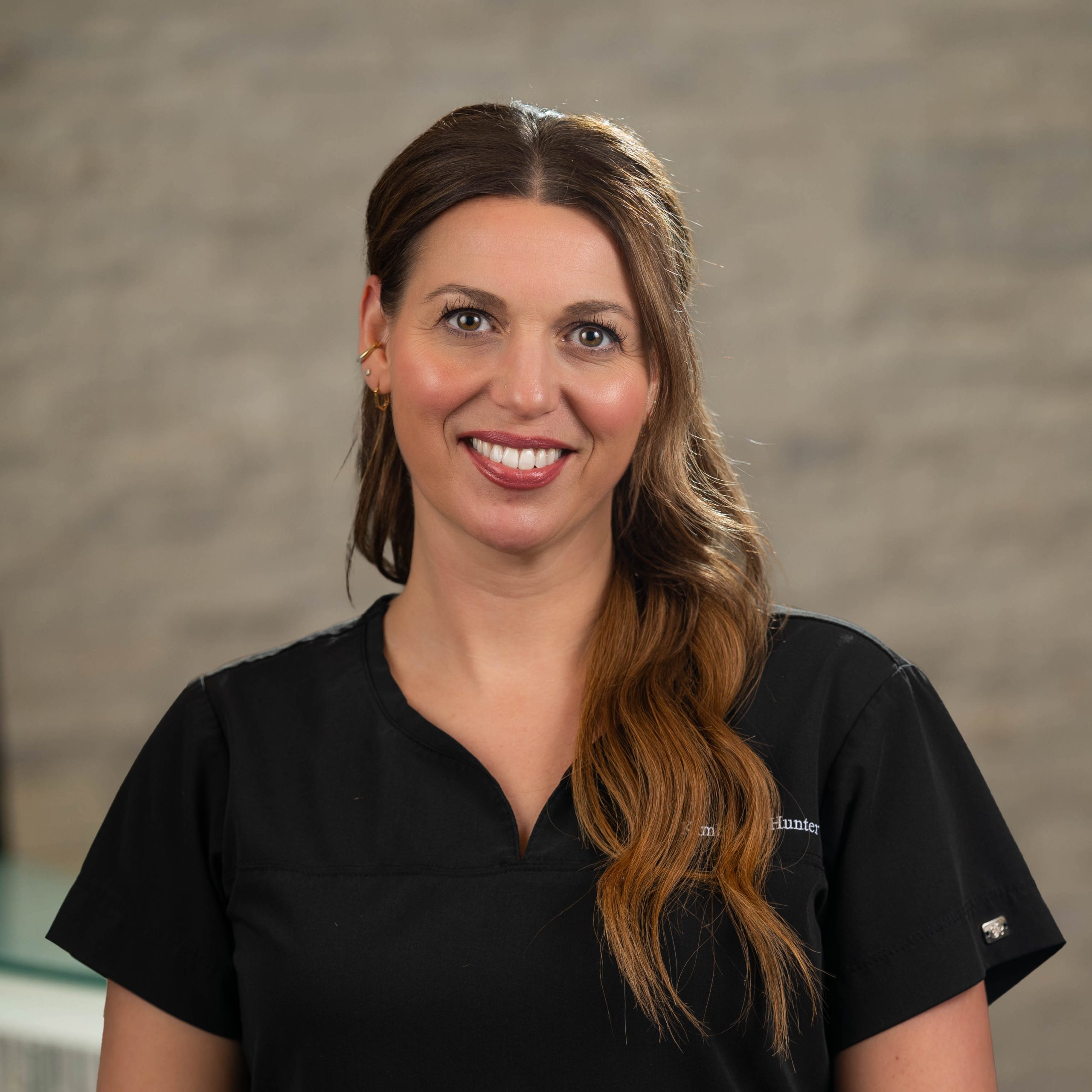 Dr. Kimberley Hunter