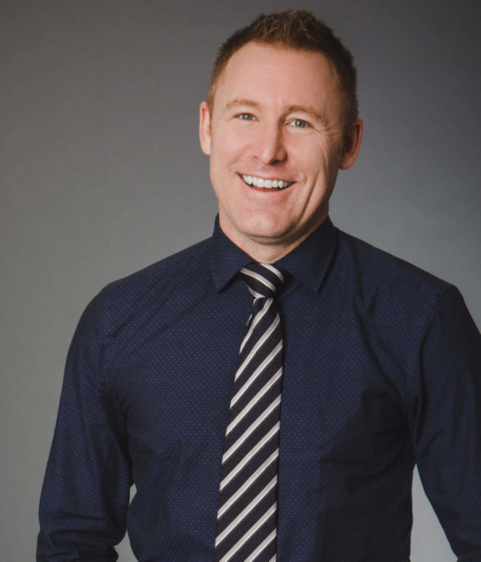 Dr. David Kindrat